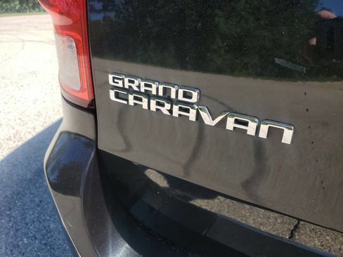 Used 2016 Dodge Grand Caravan R/T image 7