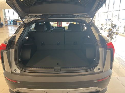 New 2025 Chevrolet Blazer EV LT image 10