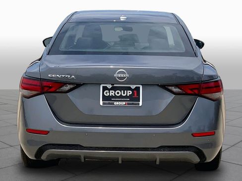 Used 2025 Nissan Sentra SV FWD image 5