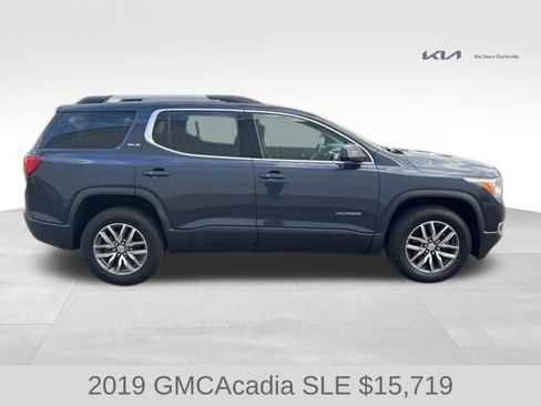 Used 2019 GMC Acadia SLE FWD image 9
