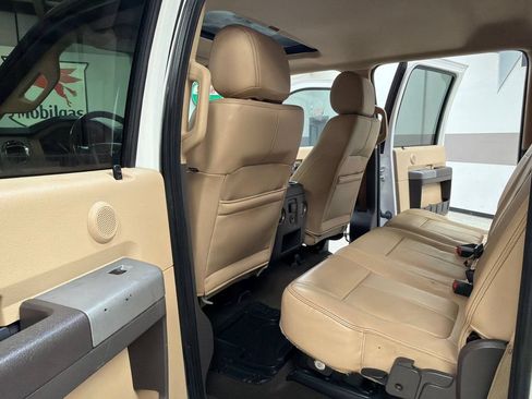 Used 2016 Ford F250 Lariat w/ Lariat Ultimate Package AWD/4WD image 33