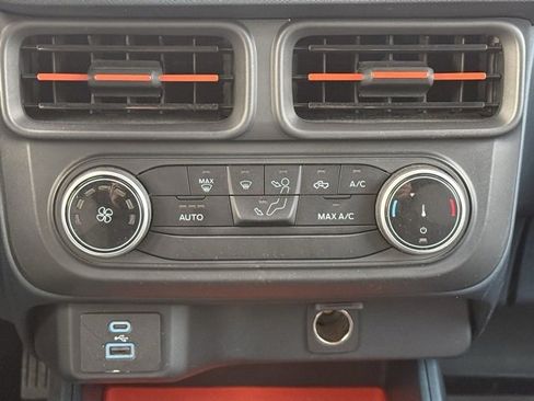 Used 2022 Ford Maverick XLT image 26