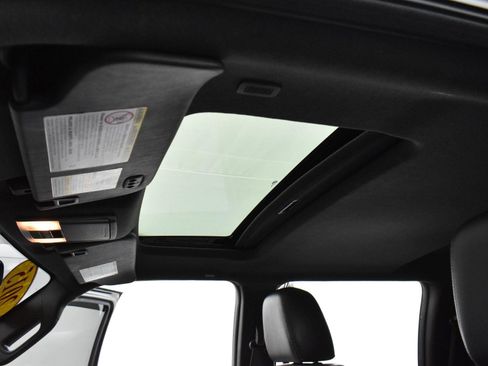 Used 2015 Ford F350 Platinum w/ Platinum Package image 14