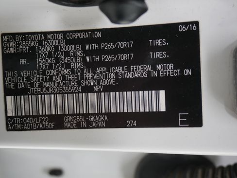 Used 2016 Toyota 4Runner TRD Pro AWD/4WD image 32