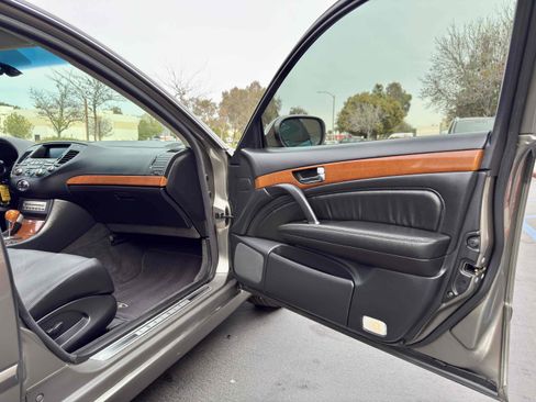 Used 2004 INFINITI Q45 Luxury w/ Journey Pkg image 77