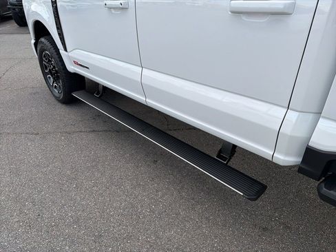 New 2025 Ford F250 Platinum image 17