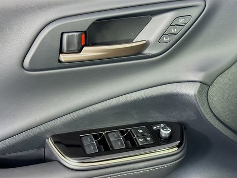 New 2026 Toyota Crown Signia image 22