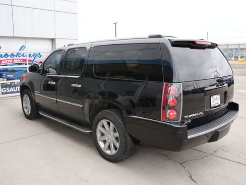 Used 2012 GMC Yukon XL Denali image 41