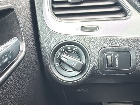 Used 2016 Dodge Journey R/T w/ Driver Convenience Group image 14