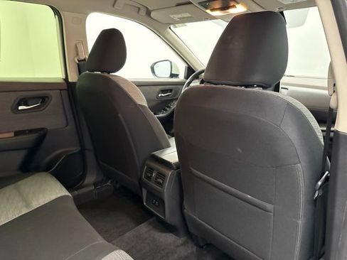 Used 2023 Nissan Rogue SV AWD/4WD image 25