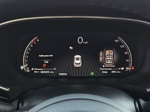 Certified 2025 Acura MDX FWD w/ Technology Package image 16
