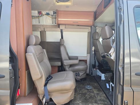 Used 2011 Mercedes-Benz Sprinter 3500 image 11