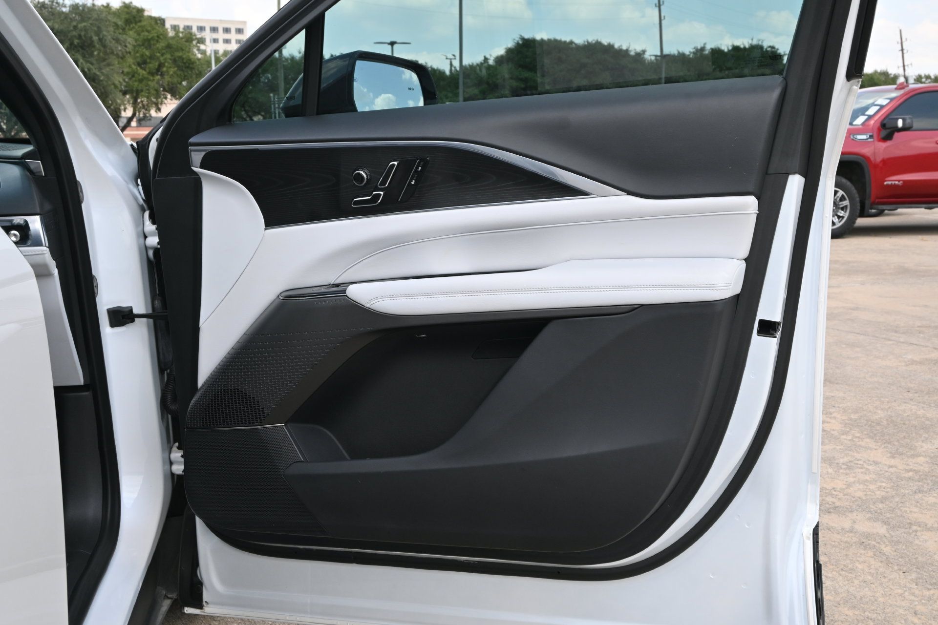 Certified 2024 Cadillac Lyriq Luxury w/ LPO, Floor Liner Package RWD image 24