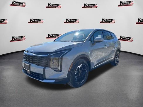 New 2026 Kia Sportage EX image 1