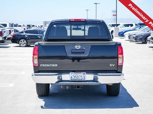 Used 2018 Nissan Frontier SV w/ Value Truck Package RWD image 7