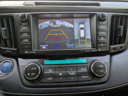 Used 2017 Toyota RAV4 Limited image 13