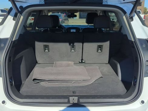 Used 2022 GMC Terrain Denali image 25