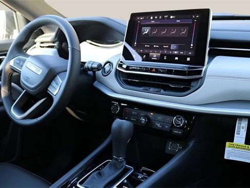 New 2026 Jeep Compass Limited image 17