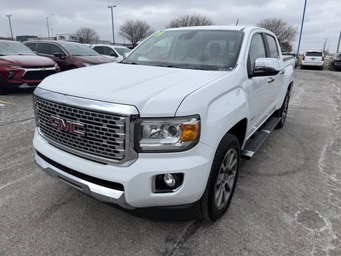 Used 2019 GMC Canyon Denali image 8