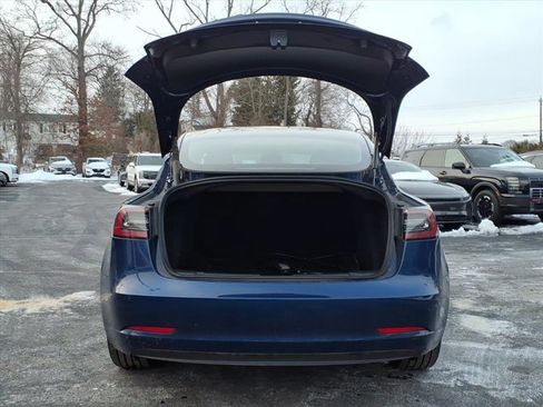 Used 2023 Tesla Model 3 Standard Range image 11