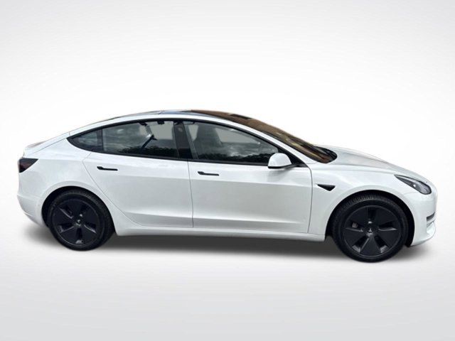 Used 2021 Tesla Model 3 Standard Range Plus RWD image 2