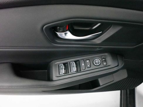 Used 2025 Honda Accord Sport image 11