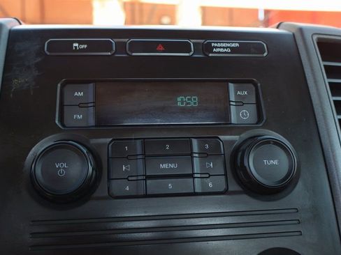 Used 2018 Ford F550 2WD Regular Cab Super Duty image 27