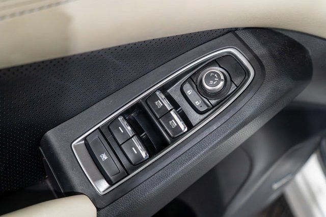 Used 2020 Subaru Ascent Limited w/ Technology Package AWD/4WD image 19