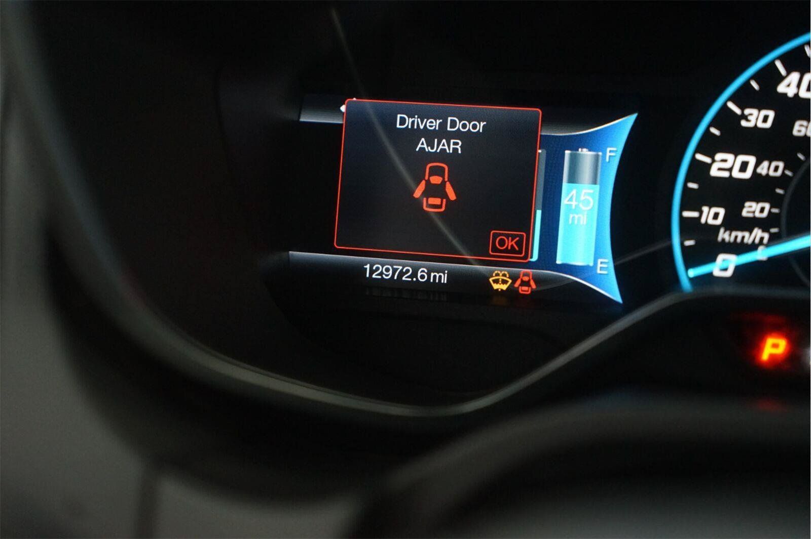 Used 2016 Ford Focus Electric Hatchback FWD image 25