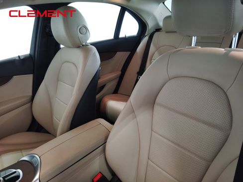 Used 2021 Mercedes-Benz C 300 4MATIC Sedan image 34