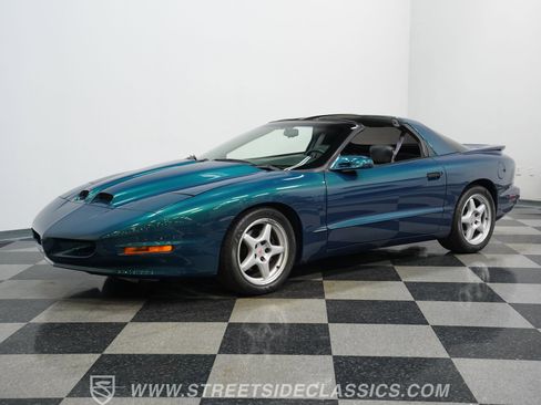 Used 1997 Pontiac Firebird Formula image 5