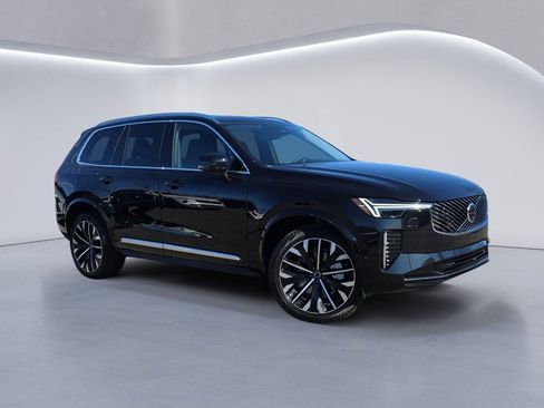 Used 2026 Volvo XC90 B6 Plus w/ Protection Package Premier AWD/4WD image 2