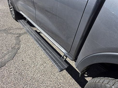 Used 2025 Ford Ranger Lariat w/ Trailer Tow Package image 5