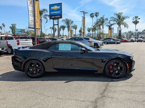 Certified 2022 Chevrolet Camaro LT w/ RS Package image 4