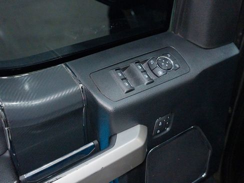 Used 2019 Ford F150 Lariat w/ Equipment Group 502A Luxury image 23