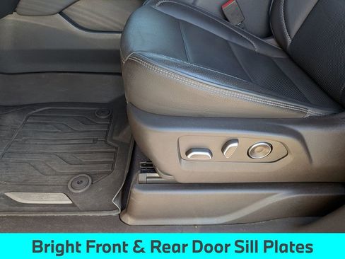 Used 2021 GMC Yukon XL Denali RWD image 13
