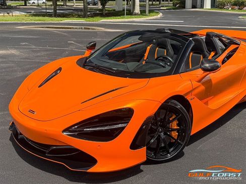 Used 2022 McLaren 720S Performance RWD image 11