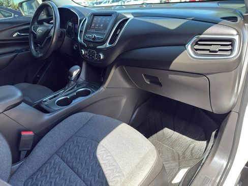 Used 2022 Chevrolet Equinox LT AWD/4WD image 39
