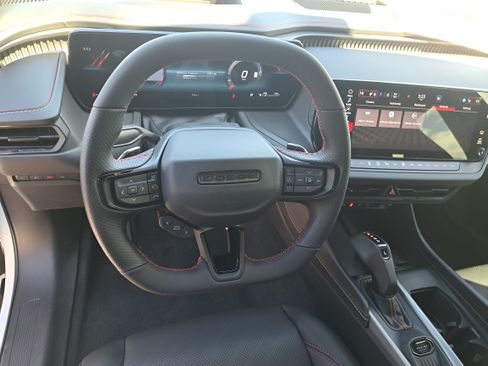Used 2026 Dodge Charger Scat Pack AWD/4WD image 12