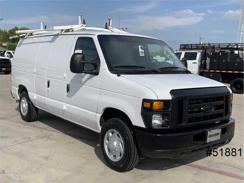 Used 2014 Ford E-150 and Econoline 150 image 3