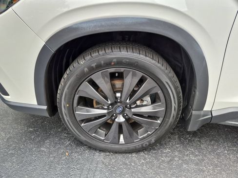 Used 2022 Subaru Ascent Onyx Edition AWD/4WD image 16