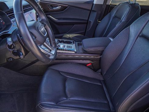 Used 2022 Audi Q8 Premium Plus w/ Premium Plus Package image 8