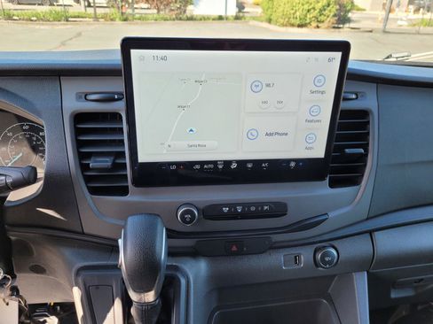 Used 2022 Ford Transit 350 XLT image 28