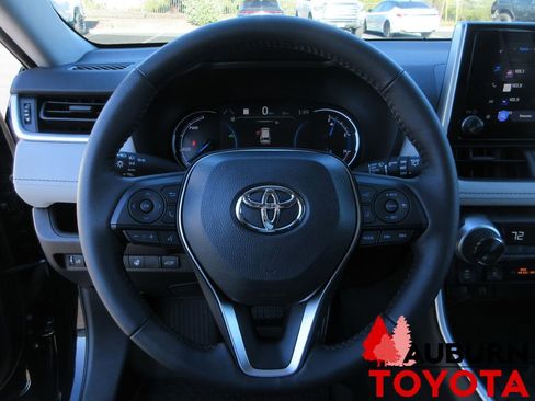 Certified 2025 Toyota RAV4 XLE w/ Convenience Package image 14