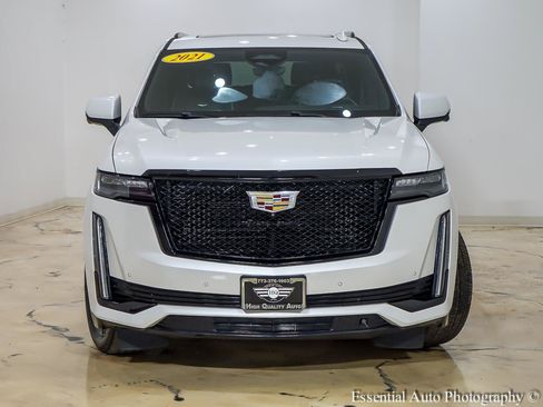 Used 2021 Cadillac Escalade ESV Sport w/ Driver Assist Tech Package AWD/4WD image 5