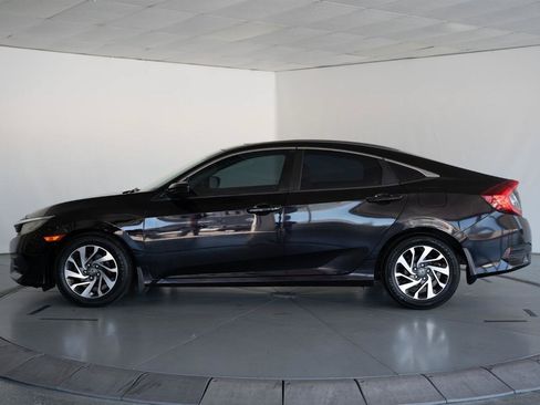Used 2016 Honda Civic EX image 4