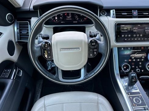 Used 2021 Land Rover Range Rover Sport HSE Silver Edition image 28