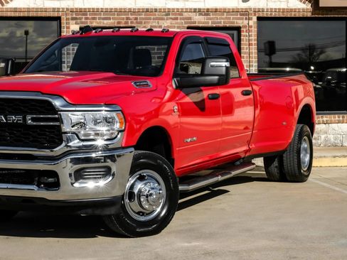 Used 2023 RAM 3500 Big Horn AWD/4WD image 14