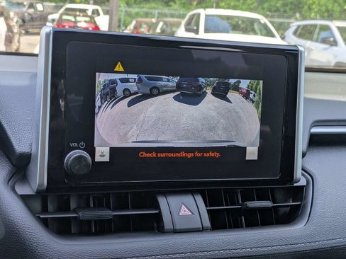 Used 2025 Toyota RAV4 LE FWD image 20