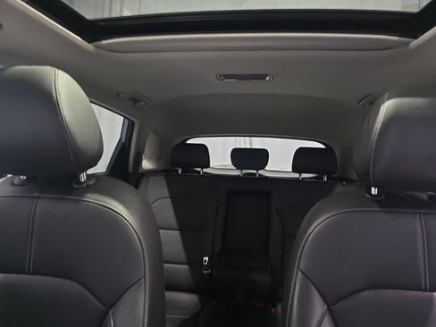 Used 2020 Kia Niro EX Premium FWD image 17